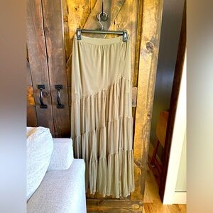 NWOT Originality Skirt